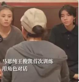 扒叔大爆料陈飞宇视频,扒叔大爆料，真相究竟如何？